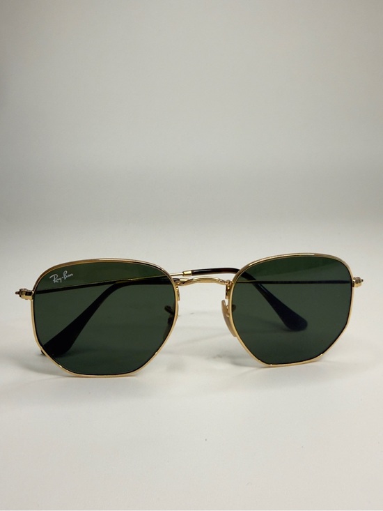 Ray-Ban Other - Ray-Ban Gold Frame Sunglasses with Dark Green Lenses